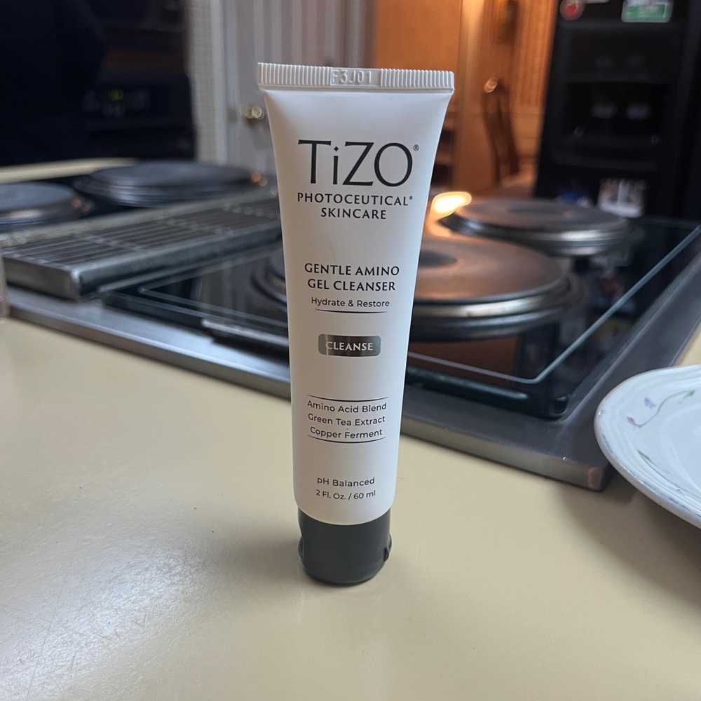 TIZO gentle amino gel cleanser